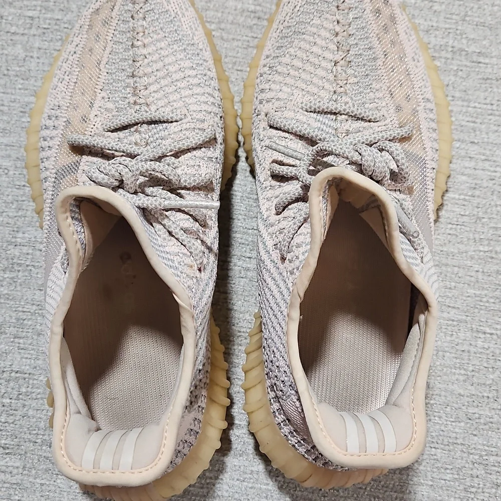 Yeezys - Picture 4 of 7